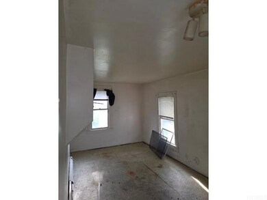 264 Baltimore St, Waterloo, IA 50701 - photo 6