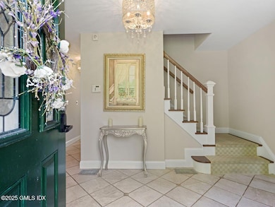 239 E Hunting Ridge Rd, Stamford, CT 06903 - photo 2