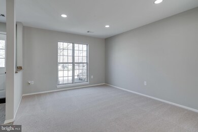 2879 Madeira Ct, Woodbridge, VA 22192 - photo 4