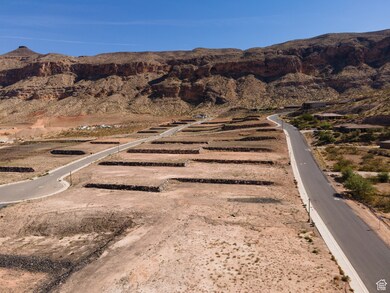 1082 W 3270 S unit 10, Hurricane, UT 84737 - photo 2