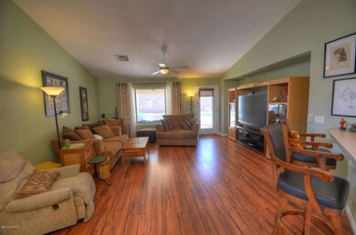 family room-2-2