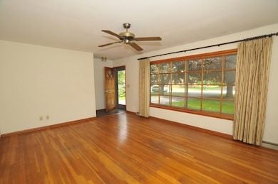 Living Room (1)