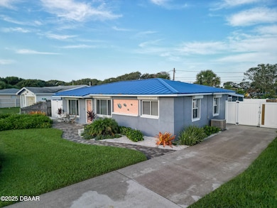 1504 Southard Ave, New Smyrna Beach, FL 32169 - photo 2