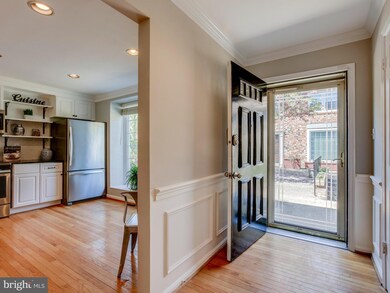 732 N Armistead St, Alexandria, VA 22312 - photo 2