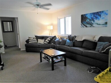 182 Manor E unit 182, Red Bank, NJ 07701 - photo 3