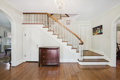 2754 Ridge Ave, Evanston, IL 60201 - photo 4