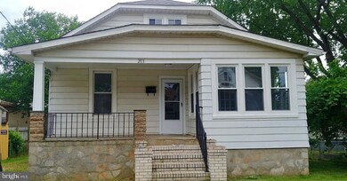 203 2nd Ave, Lansdowne, MD 21227 - photo 2