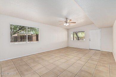 2037 E 18th St, Tucson, AZ 85719 - photo 7