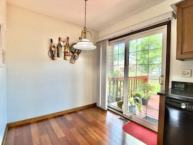 541 Chippewa Trail, Carol Stream, IL 60188 - photo 5