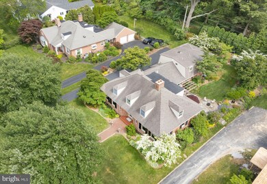 304 Country Club Dr, Wilmington, DE 19803 - photo 2