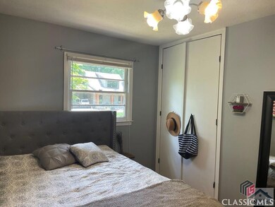 370 Pineneedle Rd, Athens, GA 30606 - photo 2