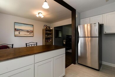 1790_Northwest_Ct-13