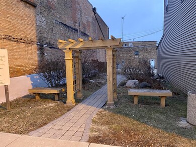 944 1/2 W Main St unit 1, Genoa, IL 60135 - photo 4