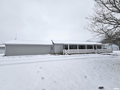 13014 Kirby St, Tallula, IL 62688 - photo 2