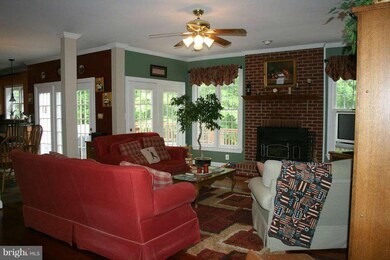 22145 Woodwinds Dr, Leesburg, VA 20175 - photo 4