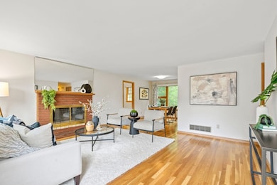 73 Hickory Rd, Sudbury, MA 01776 - photo 3