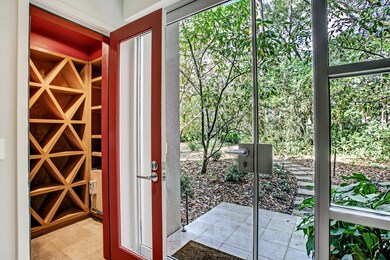 5715 Logan Ln, Houston, TX 77007 - photo 6