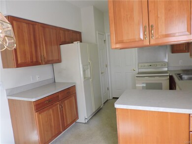 4713 Horseshoe Trail unit 47, Macungie, PA 18062 - photo 7