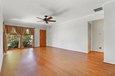 926 Portsmouth Ave, Westchester, IL 60154 - photo 6