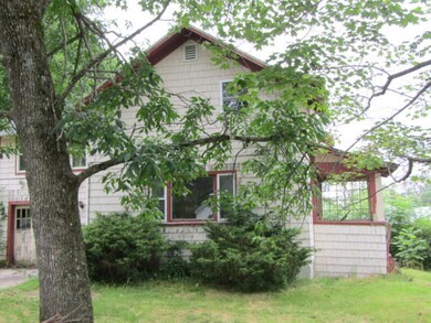 45 Lewiston St, Mechanic Falls, ME 04256 - photo 4