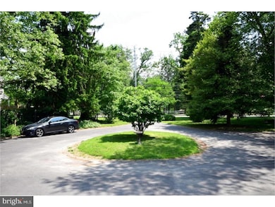 511 W Evesham Ave unit A2, Magnolia, NJ 08049 - photo 2