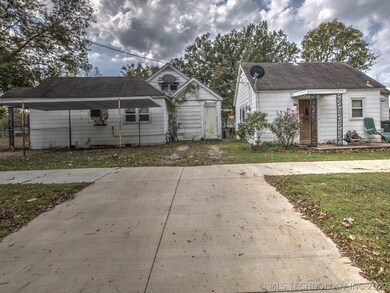 615 N Seminole Ave, Claremore, OK 74017 - photo 4