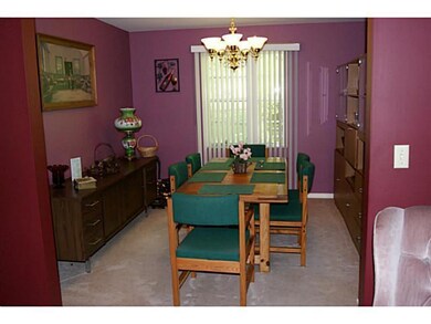 1022 Barberry Ln, Columbus, OH 43213 - photo 5