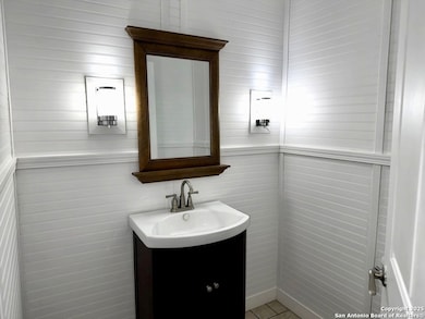 8715 Starcrest Dr unit 23, San Antonio, TX 78217 - photo 5