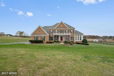 35526 Greyfriar Dr, Round Hill, VA 20141 - photo 5