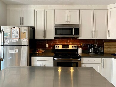 176 North St unit 4, Boston, MA 02113 - photo 3