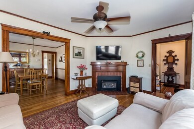 14 Eastwood Circuit, West Roxbury, MA 02132 - photo 7