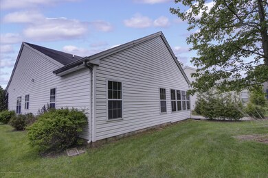 16 Crystal Point, Neptune NJ HDR_ (2)