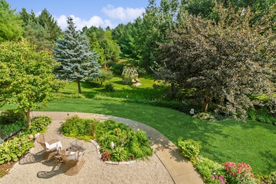 04-Garden Views