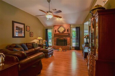 608 Verreaux Dr, Norman, OK 73072 - photo 4