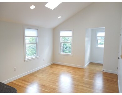 104 Walnut St unit 2, Watertown, MA 02472 - photo 4