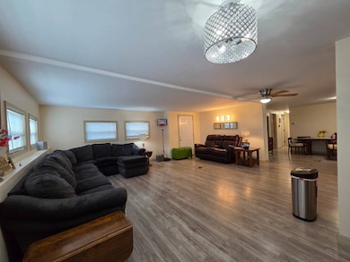 30700 Us Highway 19 N unit 45, Palm Harbor, FL 34684 - photo 7