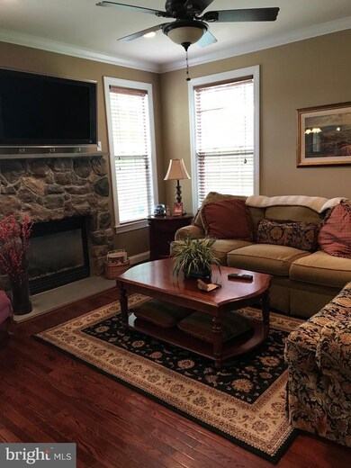 3201 Meadow View Cir unit 171, Furlong, PA 18925 - photo 4