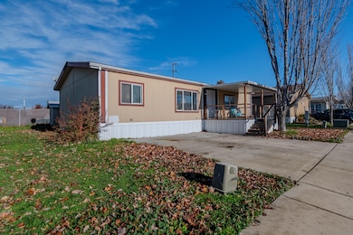 10 E South Stage Rd unit SPC 101, Medford, OR 97501 - photo 3