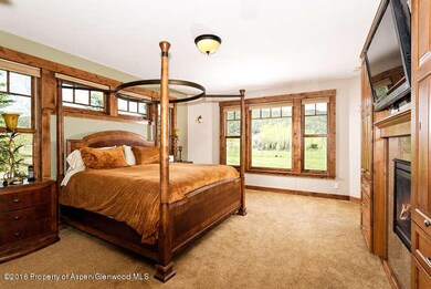 374 Equestrian Way Carbondale-small-016-
