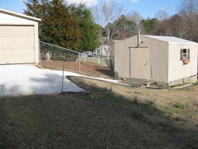 304 Arphenia Dr, West Union, SC 29696 - photo 5