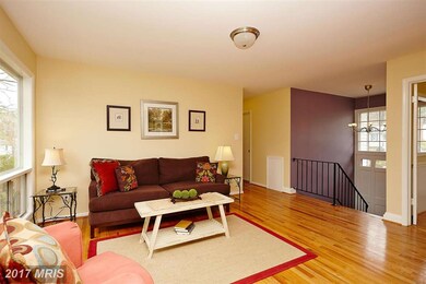 909 Lauren Ln SE, Vienna, VA 22180 - photo 5