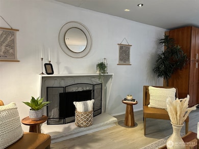 22107 66th Ave W unit 10D, Mountlake Terrace, WA 98043 - photo 5