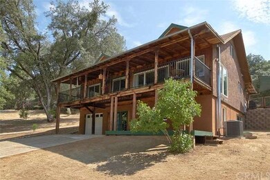 Front view of home