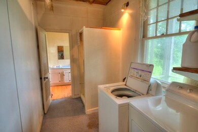 239 Stuart Ave, Stuarts Draft, VA 24477 - photo 3