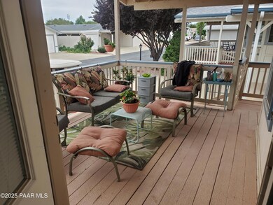 724 N Mesquite Tree Dr, Dewey-Humboldt, AZ 86327 - photo 4