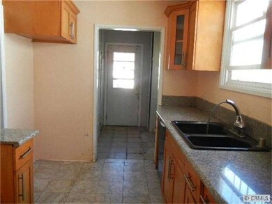 1707 E 122nd St, Los Angeles, CA 90059 - photo 5