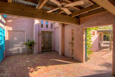 Outdoor living room