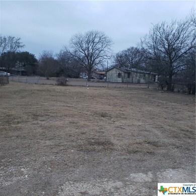 503 N 4th St, Copperas Cove, TX 76522 - photo 4