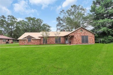 1403 Webre St, Vinton, LA 70668 - photo 2