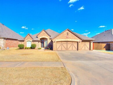 812 Samantha Ln, Moore, OK 73160 - photo 2